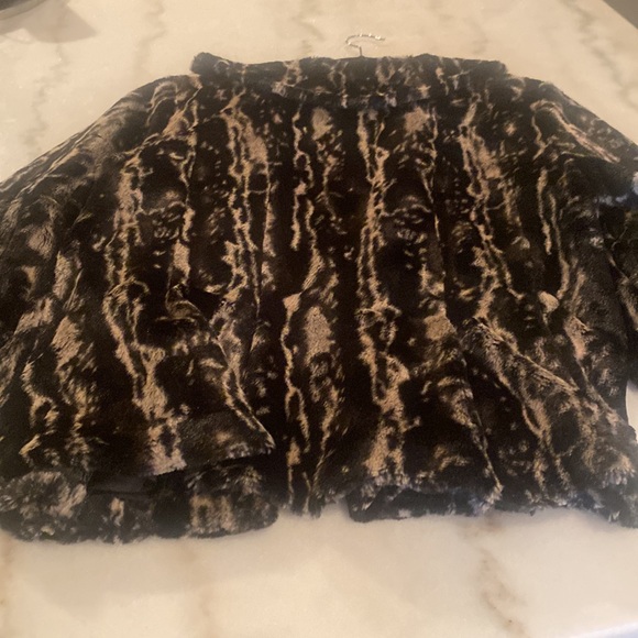 Multiples XL jacket! - Picture 9 of 10